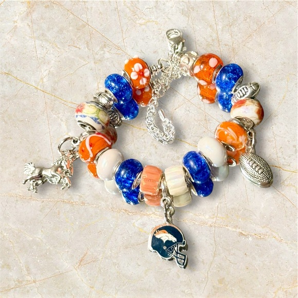 Denver Broncos beaded charm bracelet - Picture 1 of 8